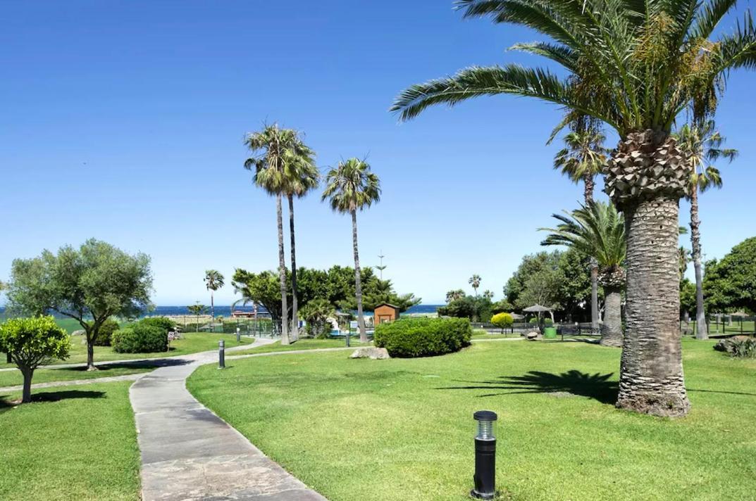 Semifrontal Con Vistas A Pie De Playawifi Apartment Zahara de los Atunes Ngoại thất bức ảnh